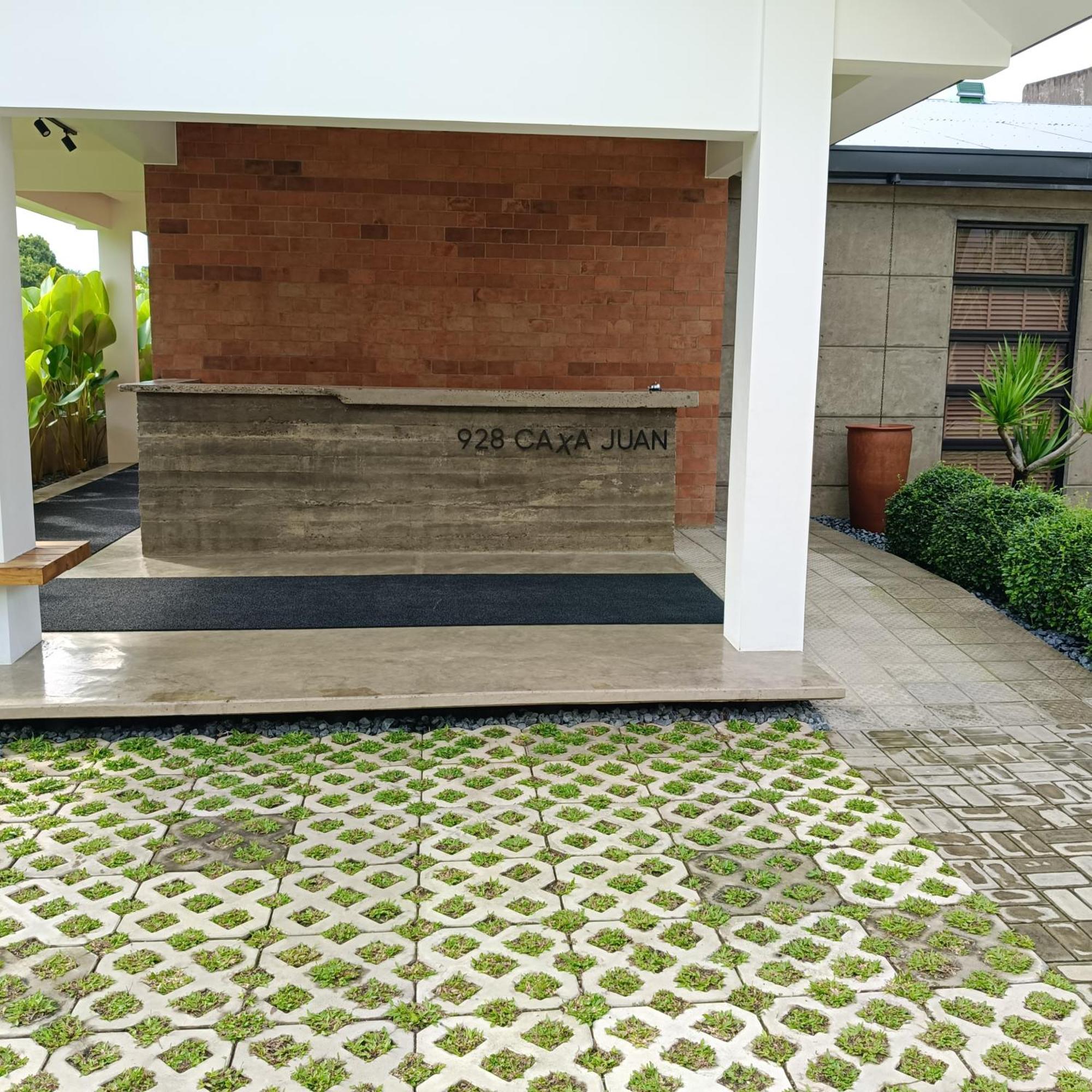 928 Caxa Juan Bed & Breakfast Dipolog Exterior photo
